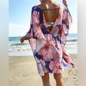 Maaji 🌴 White Kaftan Cover Up 🌸 Dress 🏝️🍹